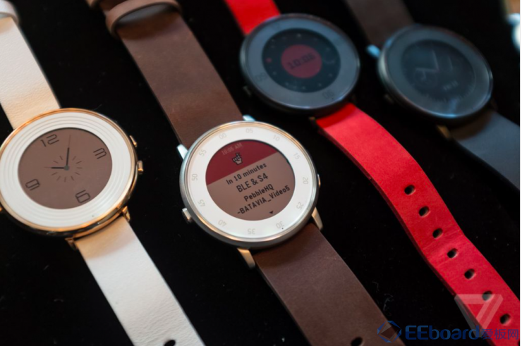 Moto 360-4.png